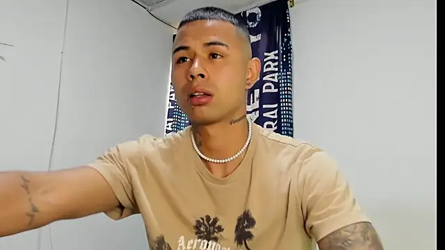  Logan Colton  online show from January 9, 2026, 9:22 pm