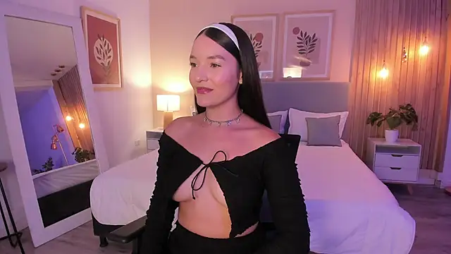 AuroraEvanss online show from November 27, 2025, 9:15 pm