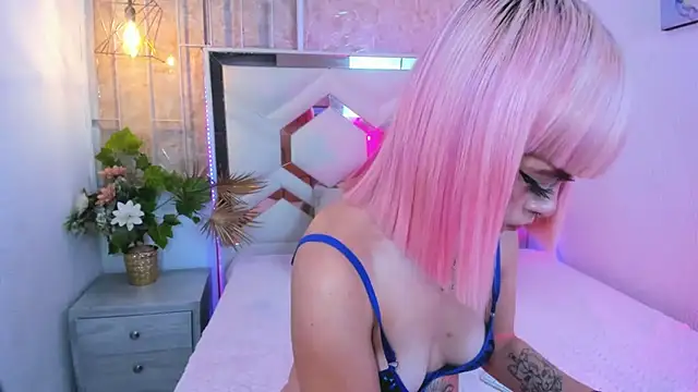 Venuss1  online show from October 1, 2025, 5:01 am