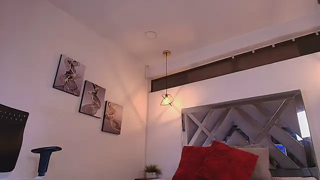 Rossi ss1 online show from April 16, 2026, 3:07 am