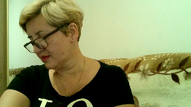 Dana4921 online show from November 8, 2025, 4:21 pm