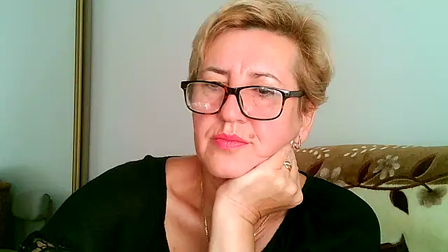 Dana4921 online show from September 15, 2025, 2:28 pm