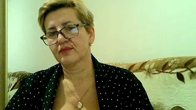 Dana4921 online show from October 30, 2025, 5:10 pm