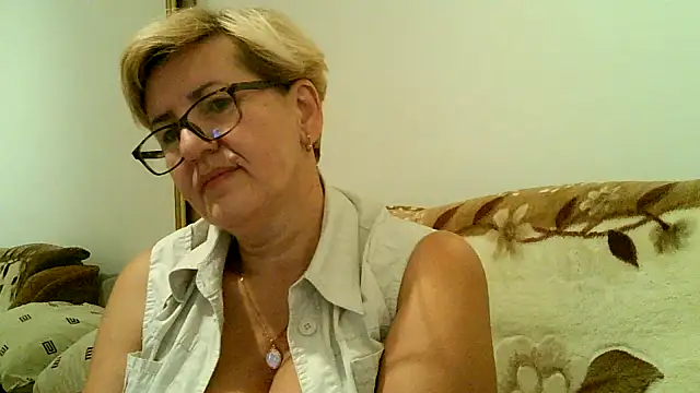 Dana4921 online show from October 19, 2025, 3:48 pm