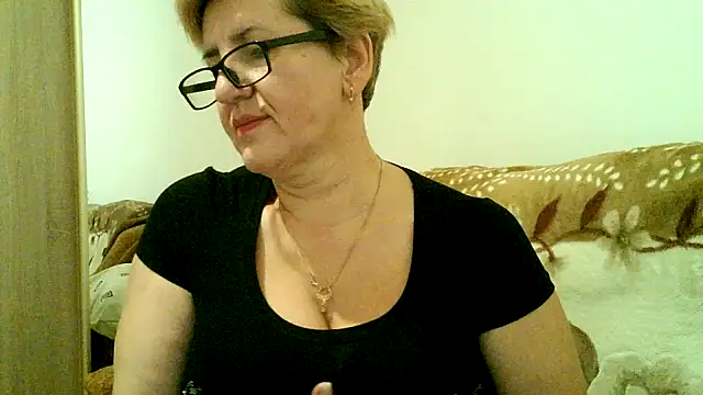 Dana4921 online show from December 13, 2025, 8:04 pm