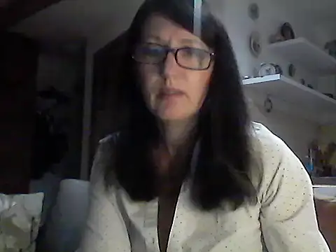 Snapshot of Elena48324 chatting on November 21, 2025, 2:05 pm Elena48324 online show from November 21, 2025, 2:05 pm