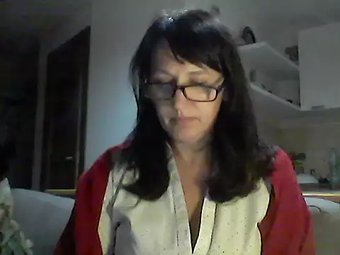 Snapshot of Elena48324 chatting on November 10, 2025, 6:24 pm Elena48324 online show from November 10, 2025, 6:24 pm