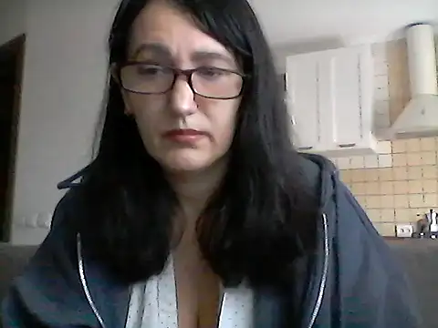 Snapshot of Elena48324 chatting on February 28, 2026, 1:33 pm Elena48324 online show from February 28, 2026, 1:33 pm