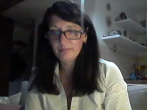 Snapshot of Elena48324 chatting on November 20, 2025, 7:14 pm Elena48324 online show from November 20, 2025, 7:14 pm