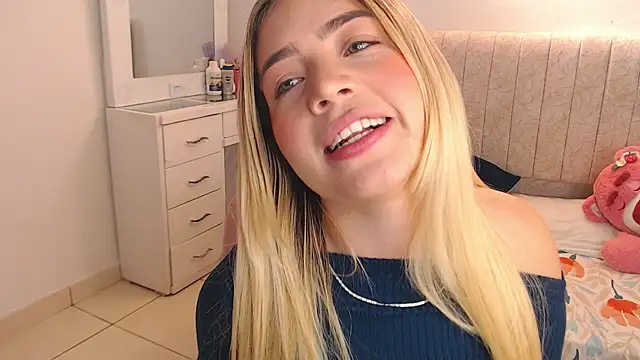 Snapshot of _Tiffany1 chatting on April 6, 2026, 11:06 pm Tiffany1 online show from April 6, 2026, 11:06 pm