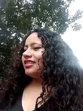 Snapshot of Yaya_watson chatting on September 10, 2025, 5:12 pm Yaya watson online show from September 10, 2025, 5:12 pm