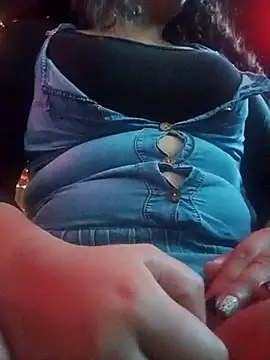 Snapshot of Yaya_watson chatting on October 30, 2025, 9:33 pm Yaya watson online show from October 30, 2025, 9:33 pm