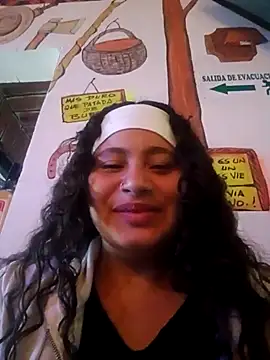 Snapshot of Yaya_watson chatting on October 23, 2025, 8:29 pm Yaya watson online show from October 23, 2025, 8:29 pm