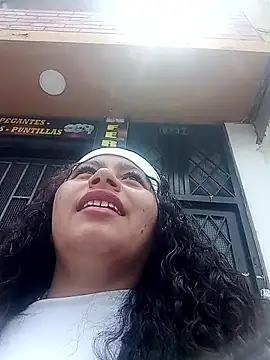 Snapshot of Yaya_watson chatting on September 12, 2025, 5:02 pm Yaya watson online show from September 12, 2025, 5:02 pm