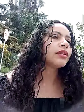 Snapshot of Yaya_watson chatting on September 16, 2025, 6:53 pm Yaya watson online show from September 16, 2025, 6:53 pm