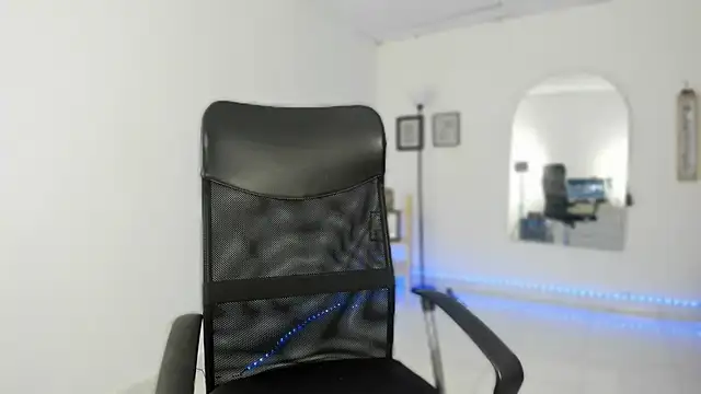 Snapshot of AbonySex69 chatting on November 14, 2025, 7:17 pm AbonySex69 online show from November 14, 2025, 7:17 pm