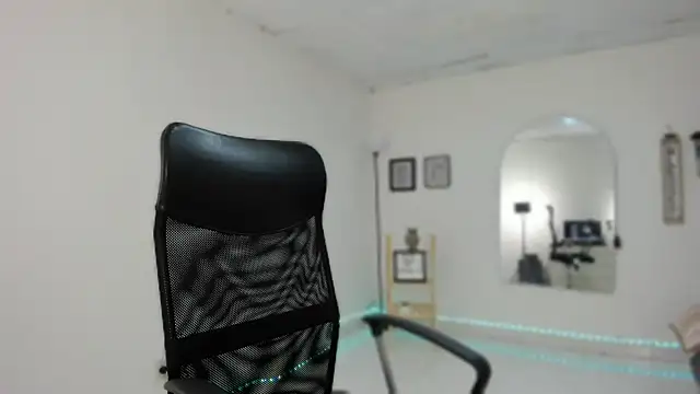 Snapshot of AbonySex69 chatting on November 8, 2025, 6:11 pm AbonySex69 online show from November 8, 2025, 6:11 pm