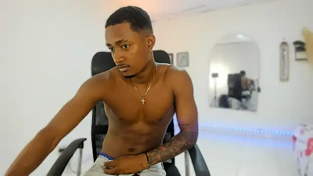 Snapshot of AbonySex69 chatting on November 21, 2025, 2:43 am AbonySex69 online show from November 21, 2025, 2:43 am