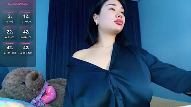 hwa rin online show from October 1, 2025, 3:38 pm