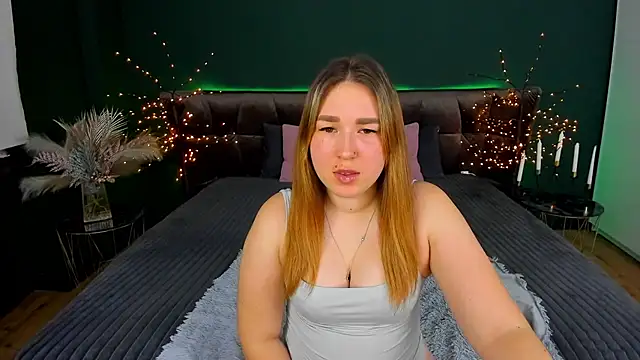 Sofii darling online show from February 11, 2026, 5:35 pm