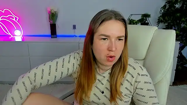 Snapshot of Sofii_darling chatting on March 9, 2026, 5:38 pm Sofii darling online show from March 9, 2026, 5:38 pm