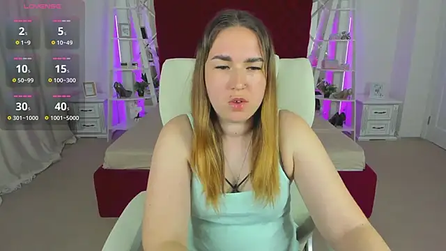 Snapshot of Sofii_darling chatting on April 23, 2026, 4:52 pm Sofii darling online show from April 23, 2026, 4:52 pm