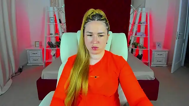 Snapshot of Sofii_darling chatting on April 2, 2026, 4:24 pm Sofii darling online show from April 2, 2026, 4:24 pm