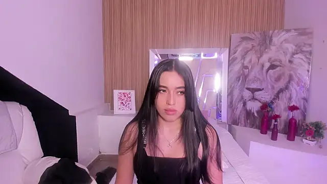 Starbutterflyy  online show from February 15, 2026, 5:08 am