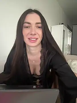 Snapshot of AmandaStoun chatting on December 15, 2025, 12:11 pm AmandaStoun online show from December 15, 2025, 12:11 pm