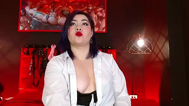 Lilih golden online show from October 23, 2025, 11:42 am