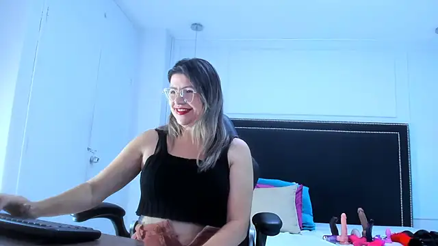 Snapshot of Ariana_costa chatting on September 30, 2025, 1:28 pm Ariana costa online show from September 30, 2025, 1:28 pm