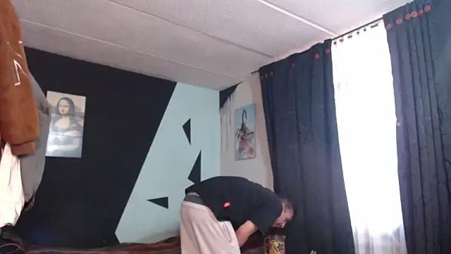 Snapshot of malek_xarx_ chatting on October 19, 2025, 10:12 pm malek xarx online show from October 19, 2025, 10:12 pm