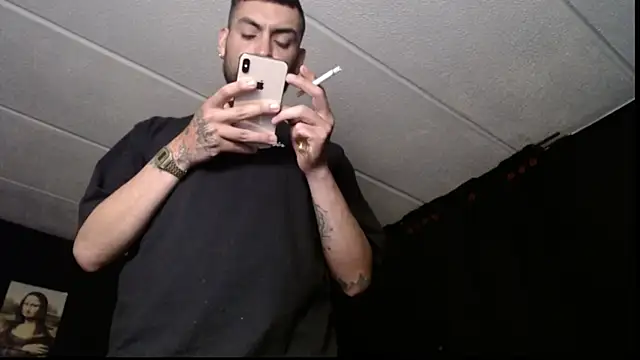 Snapshot of malek_xarx_ chatting on November 5, 2025, 2:25 am malek xarx online show from November 5, 2025, 2:25 am