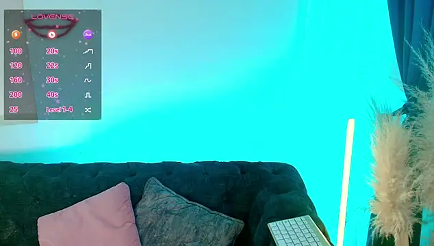 Snapshot of tiana_rosse_ chatting on April 24, 2026, 2:30 pm tiana rosse online show from April 24, 2026, 2:30 pm