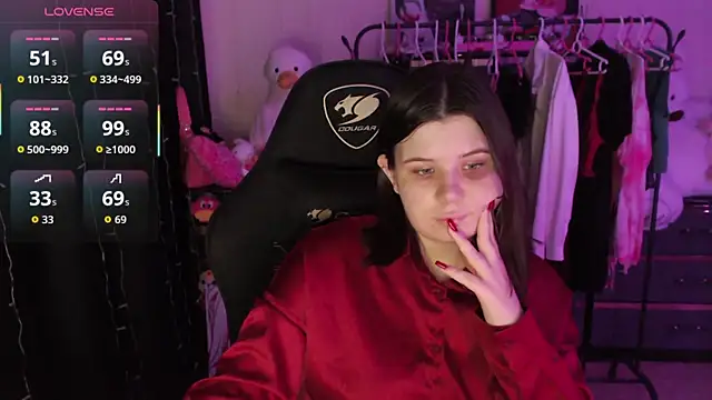 AmyVibess online show from July 14, 2026, 6:03 pm