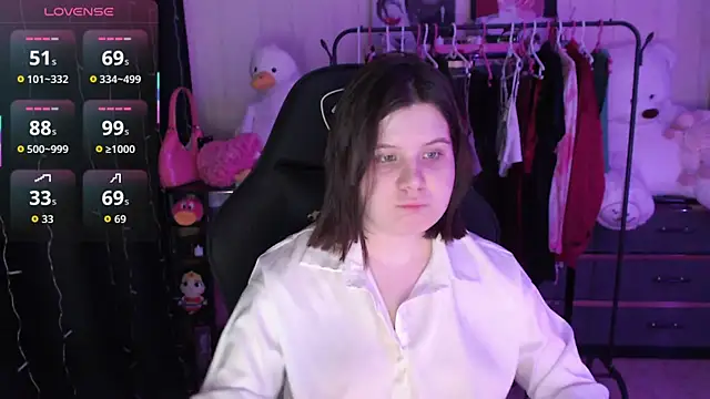 Snapshot of AmyVibess chatting on April 18, 2026, 8:09 pm AmyVibess online show from April 18, 2026, 8:09 pm