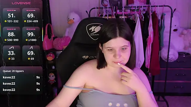 Snapshot of AmyVibess chatting on April 30, 2026, 8:57 pm AmyVibess online show from April 30, 2026, 8:57 pm