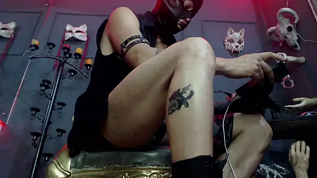 Snapshot of zain_kreigger chatting on November 20, 2025, 12:55 am zain kreigger online show from November 20, 2025, 12:55 am