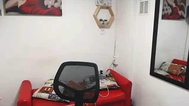 Snapshot of DIVAX_MONSERRAT chatting on January 16, 2026, 11:09 pm DIVAX MONSERRAT online show from January 16, 2026, 11:09 pm