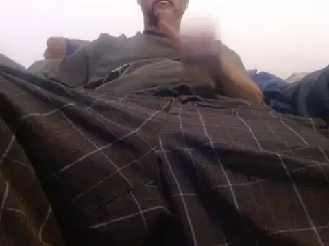 Snapshot of dontrush22 chatting on September 15, 2025, 3:23 pm dontrush22 online show from September 15, 2025, 3:23 pm