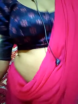 Snapshot of Tamil_Mohini chatting on February 18, 2026, 3:04 am Tamil Mohini online show from February 18, 2026, 3:04 am