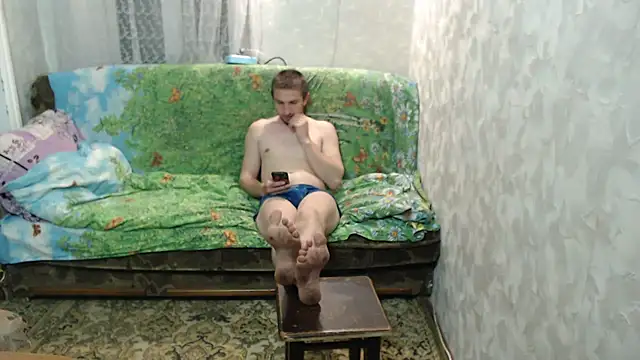 Alexilon online show from April 21, 2026, 9:10 pm