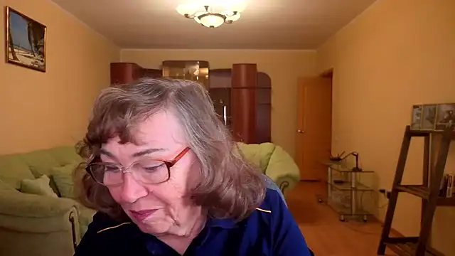 Snapshot of Betty_Brick chatting on January 10, 2026, 1:50 pm Betty Brick online show from January 10, 2026, 1:50 pm