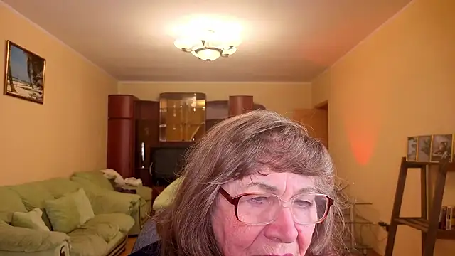 Snapshot of Betty_Brick chatting on January 9, 2026, 2:57 pm Betty Brick online show from January 9, 2026, 2:57 pm