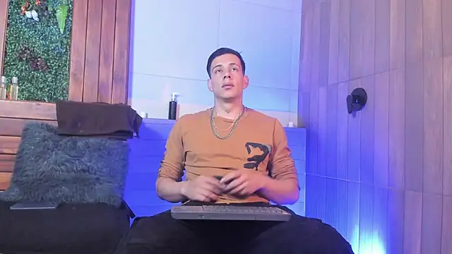 Snapshot of Dustin_Sonne chatting on April 24, 2026, 3:41 am Dustin Sonne online show from April 24, 2026, 3:41 am