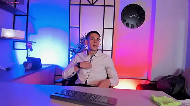 Snapshot of Dustin_Sonne chatting on March 7, 2026, 3:35 am Dustin Sonne online show from March 7, 2026, 3:35 am