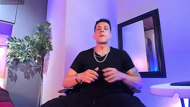 Snapshot of Dustin_Sonne chatting on May 6, 2026, 3:43 am Dustin Sonne online show from May 6, 2026, 3:43 am