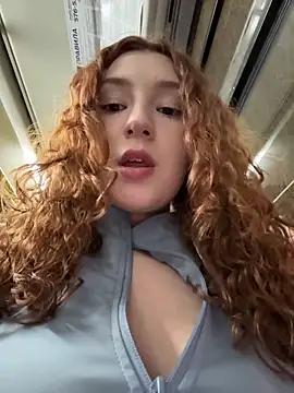 katexxxx online show from December 20, 2025, 6:33 pm