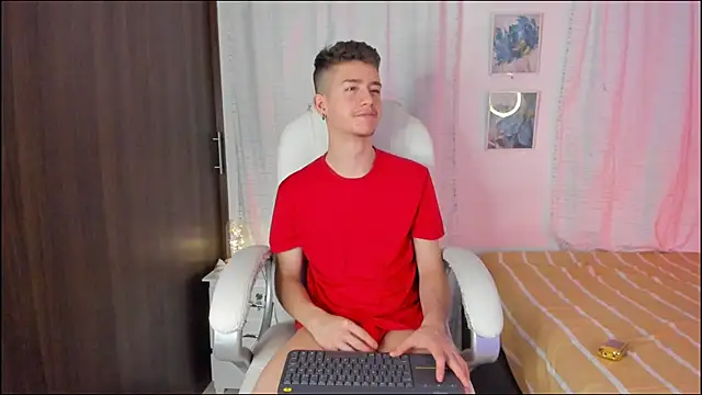 ThiagooJames online show from September 20, 2025, 3:22 am