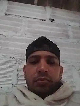 ashtoncooperr online show from November 24, 2025, 11:43 am